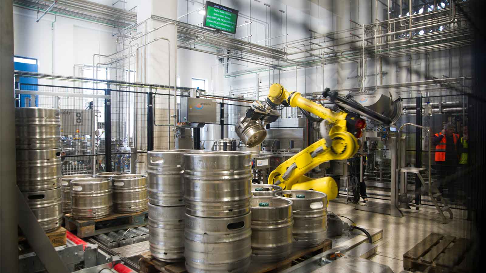 Simonds Farsons Cisk commissions robot handling technology in new kegging plant