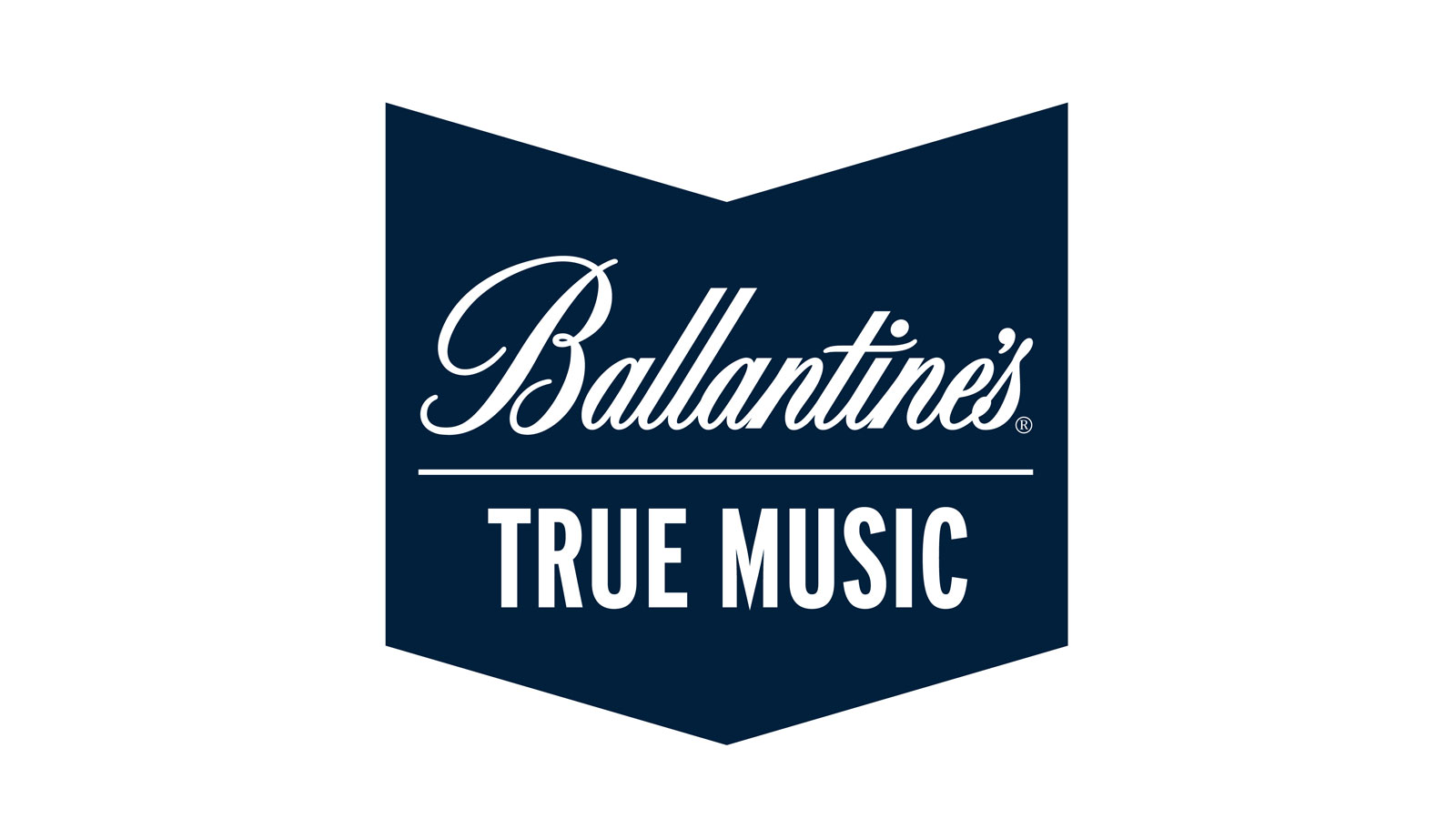 Ballantine’s kicks off Malta’s first True Music Party with a live screening of Krakow’s Boiler Room 