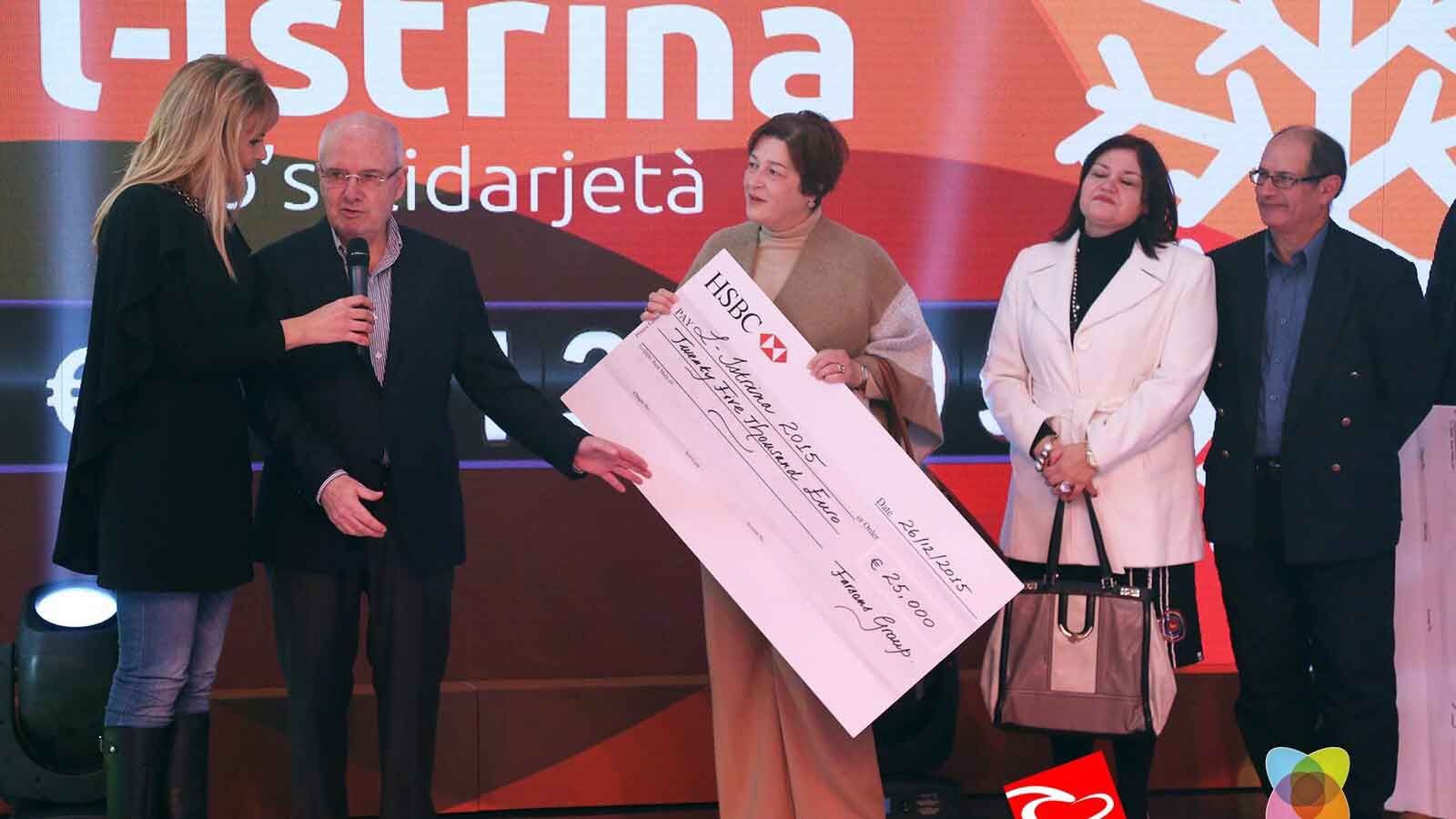 Donation of €25,000 to l-Istrina from Farsons Group 