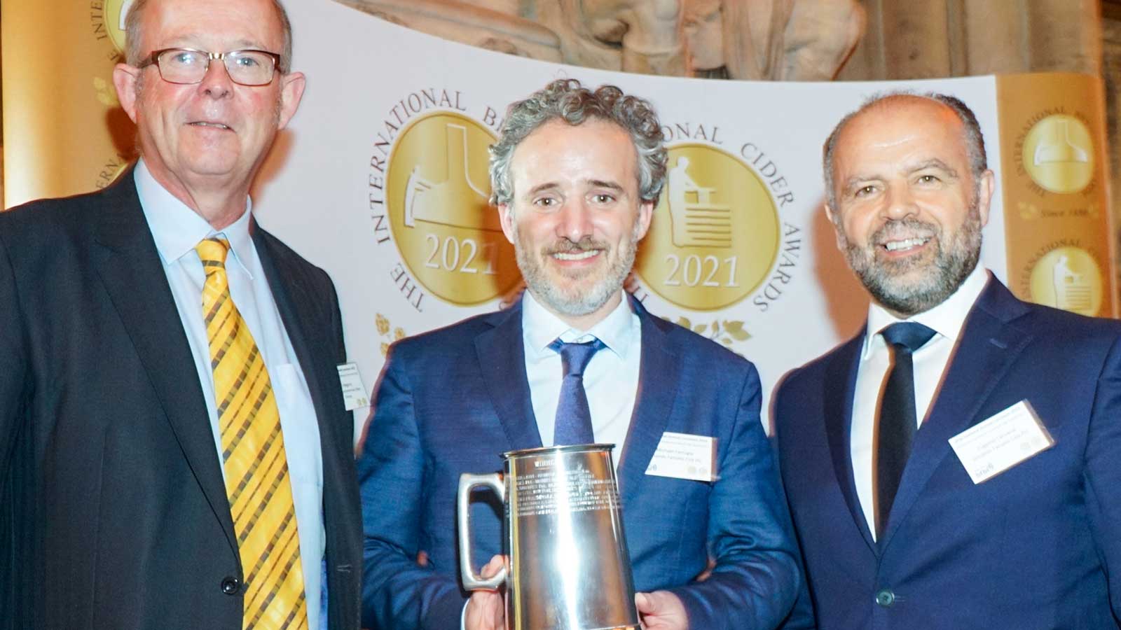Cisk 0.0 collects Gold at the ‘Oscars’ of the brewing industry ceremon y held in London