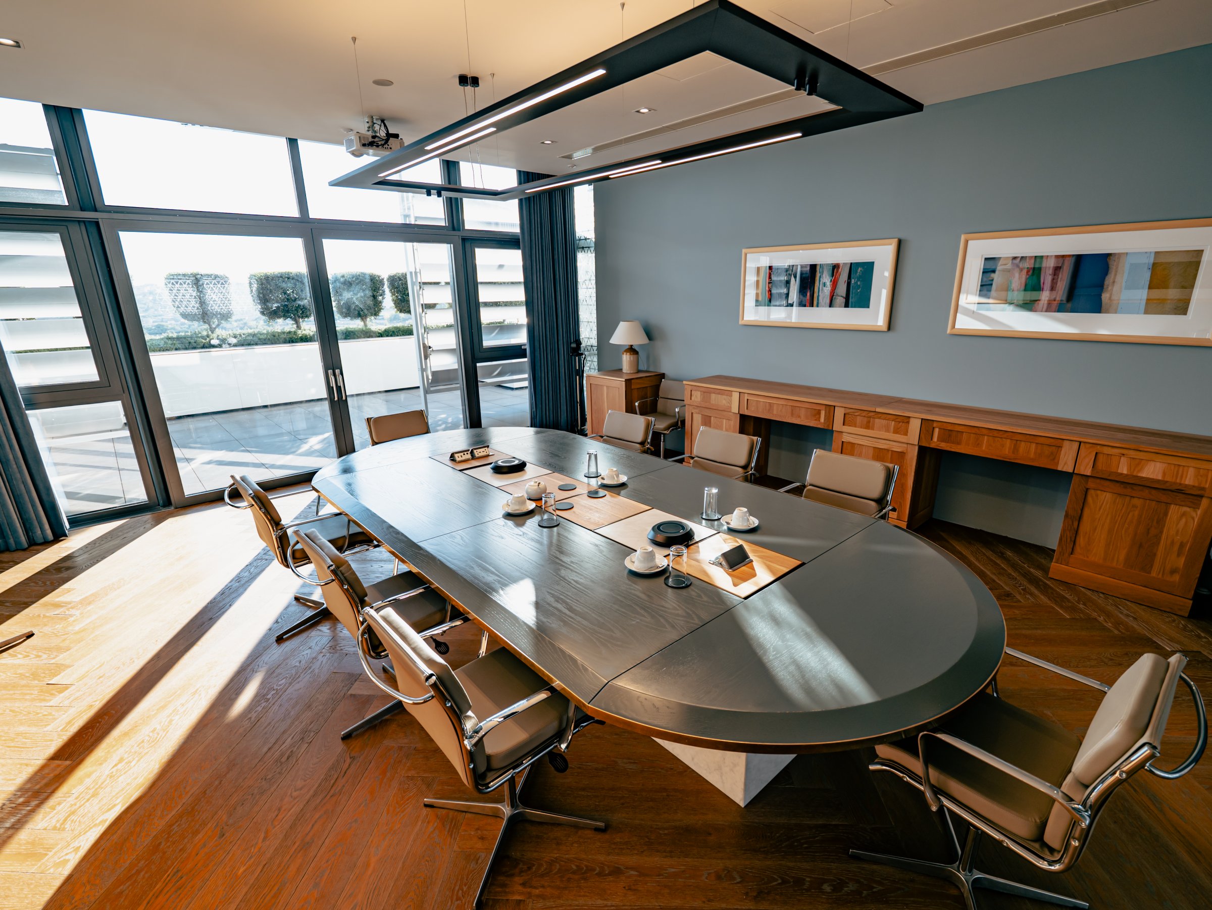 Keeping investors informed